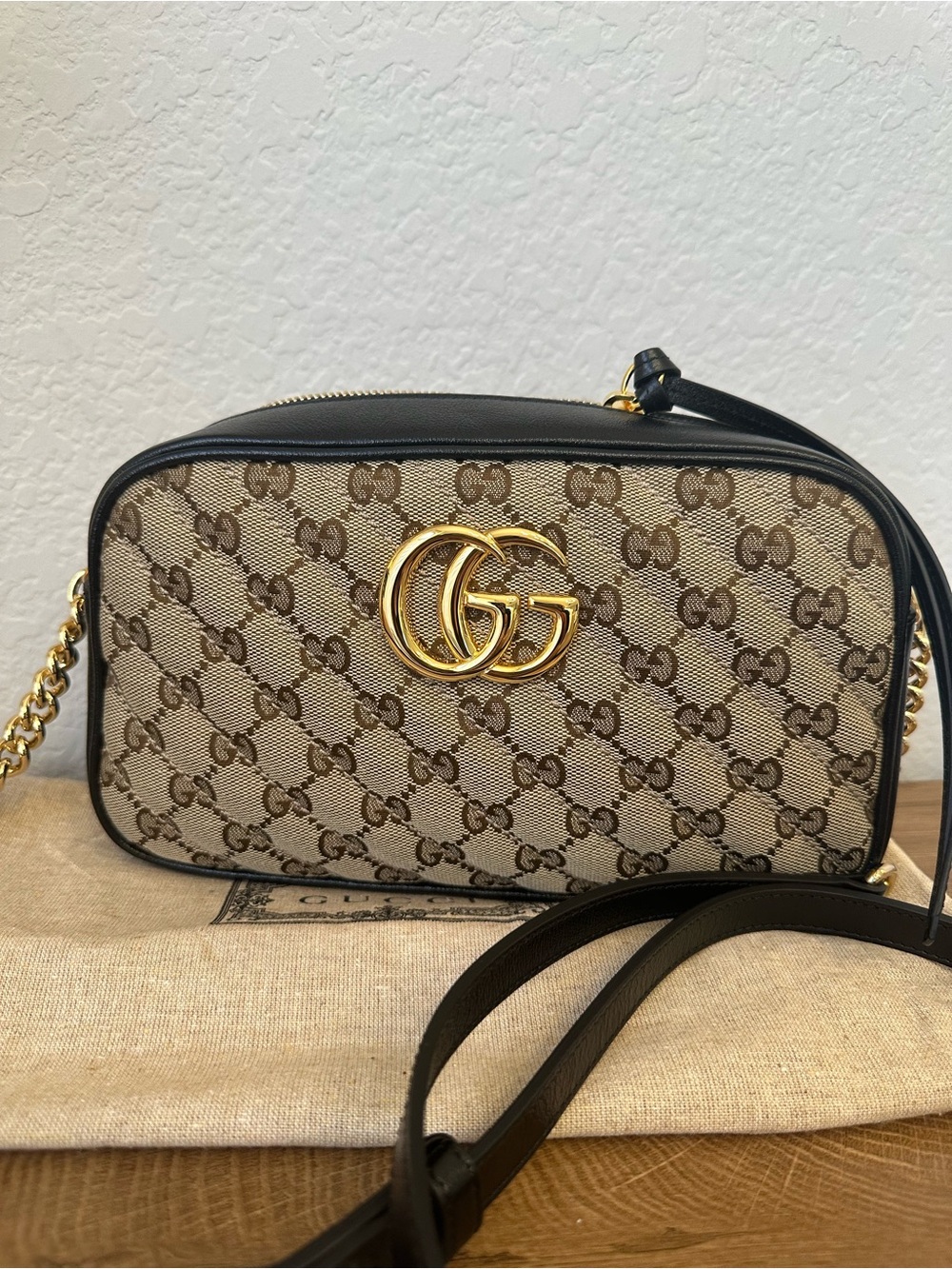 Gucci Beige GG Supreme Canvas Camera Bag with Black Trim